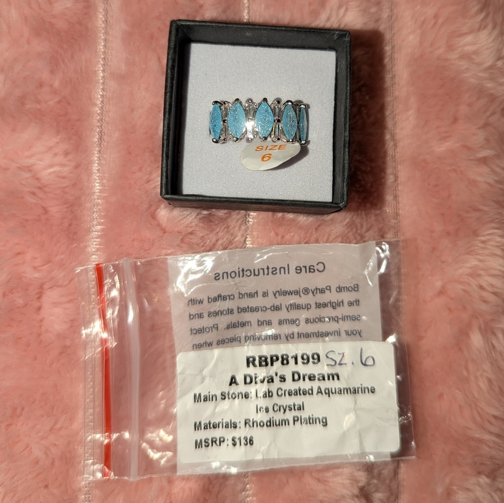 Ring Bomb Party Ring - A Diva's Dream - Size 6 - BRAND NEW